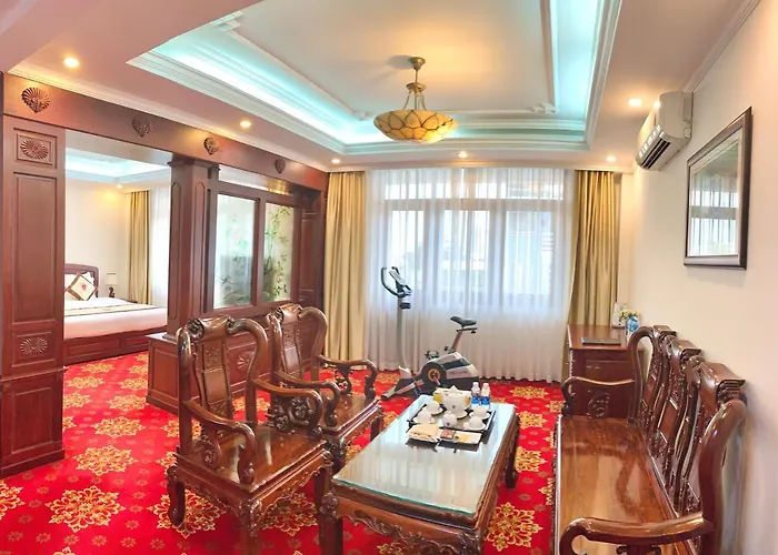 Tan Son Nhat 2 Hotel