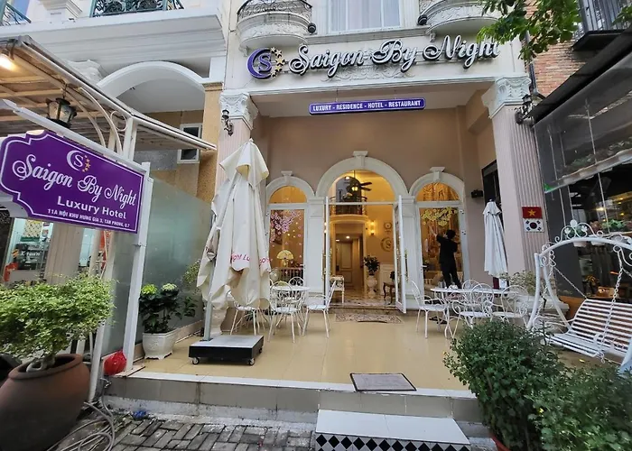 Saigon By Night Luxury Hotel
